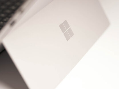 Microsoft-Word-Tips_-Track-Changes-vs.-Compare.jpg