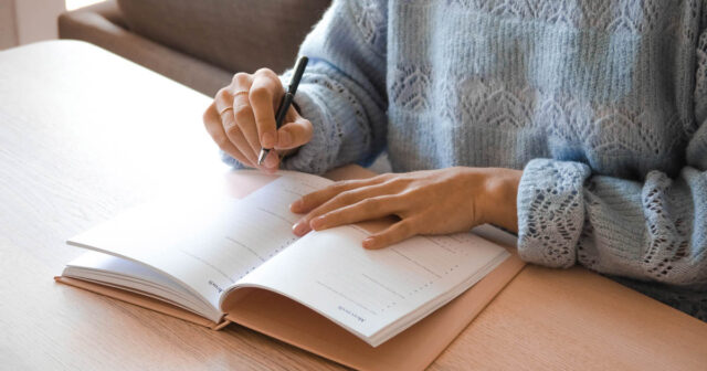A-Guide-to-Continuing-Professional-Development-for-Freelancers-03_22F_.jpg