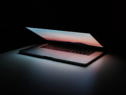 Freelance-Tips_-5-Advantages-of-Having-a-Website-as-a-Freelance-Proofreader_22F_.jpg