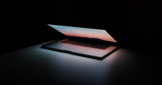 Freelance-Tips_-5-Advantages-of-Having-a-Website-as-a-Freelance-Proofreader_22F_.jpg