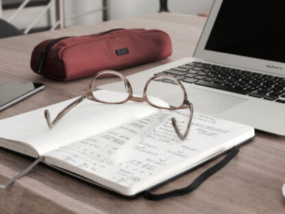 Freelance-Tips_-5-Tips-to-Help-You-Save-Money-as-a-Freelance-Proofreader_21F_.jpg