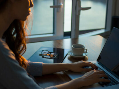 Freelance-Tips_-5-Ways-to-Promote-Yourself-as-a-Freelance-Proofreader_21F_.jpg