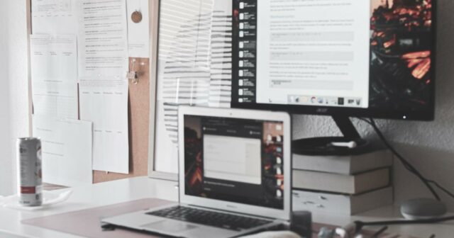 Freelance-Tips_-Should-You-Offer-a-Free-Sample-Edit_21F_.jpg