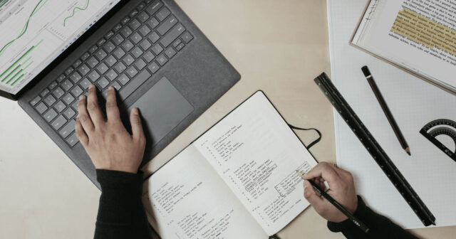 Freelance-Tips_-Workload-Management-Tools-for-Freelancers_21F_.jpg