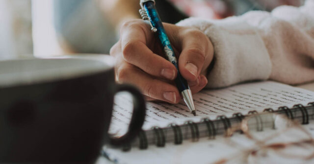 Similes-and-Metaphors_-Whats-the-Difference_-05_22F_.jpg