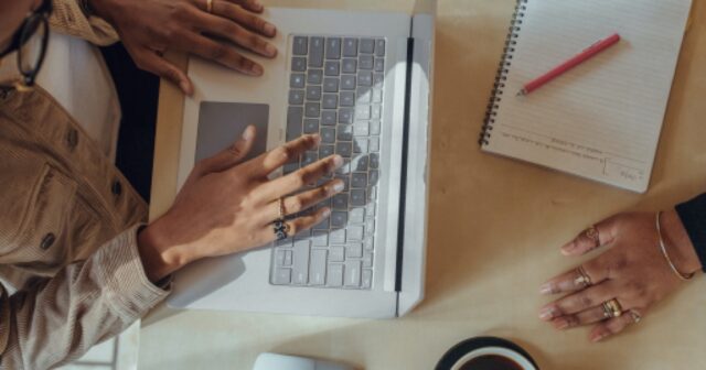 How-To-Upsell-Your-Services-As-A-Freelance-Writer_23F_.jpg