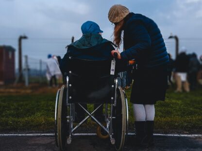How-Flexible-Work-Can-Help-Reduce-Caregiver-Burnout_23F_.jpg
