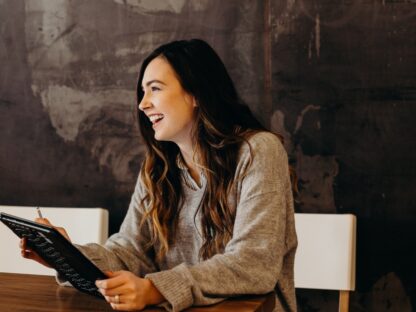 How-to-Find-Freelance-Copy-Editing-Jobs-Online_23F_.jpg