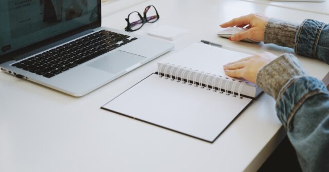 X-Reasons-You-Should-Take-an-Online-Copy-Editing-Course_23F_.jpg