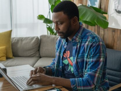 How-to-Manage-Multiple-Projects-as-a-Freelance-Writer._23F_.jpg
