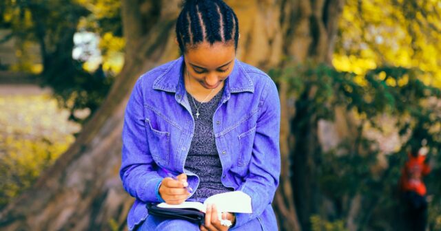Why-Freelance-Writing-Is-a-Great-Career-for-English-Majors_23F_.jpg