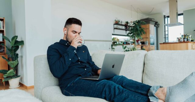 10-Unique-Benefits-of-Working-from-Home_23F_.jpg
