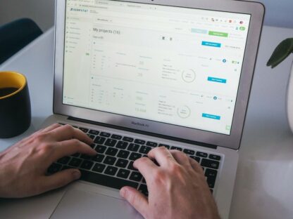 A-Content-Writers-Guide-to-Google-E-E-A-T_23F_.jpg