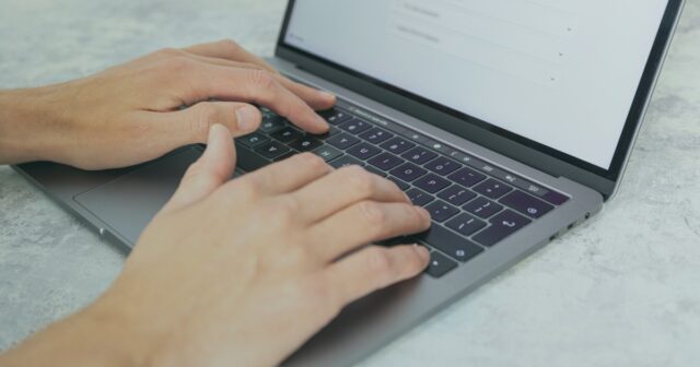 What-Is-B2B-Content-Writing__24F_.jpg