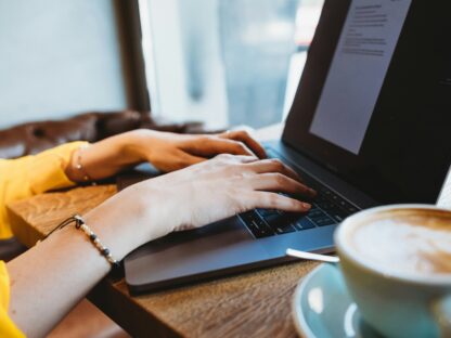 X-Benefits-of-Blogging-for-Small-Businesses-and-Freelancers_24F_.jpg