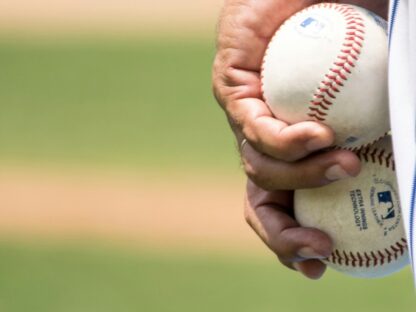 Sports-Writing-Jobs_-X-Publications-That-Will-Pay-You-To-Write_24F_.jpg