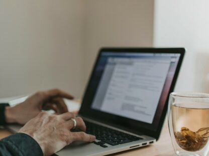 X-Website-Copywriting-Tips-to-Boost-Conversions_24F_.jpg